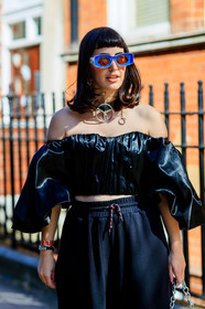 half soulder top, loewe sunglasses, silver necklace, blue sunglasses, satin top, black top, mercedes necklace, evening top, jogging pants, black pants, strassed bracelet, fashion week, frenchystyle, FW, jonathan paciullo, street style, vertical, detail, atmosphere details