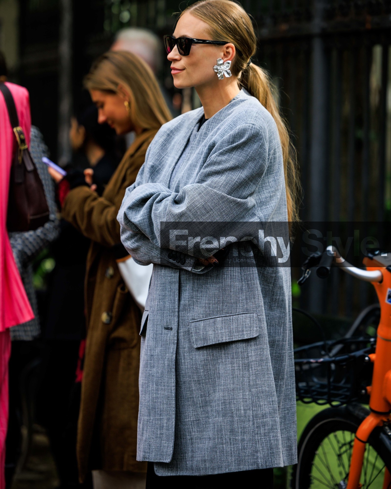 fashion week, frenchystyle, FW, jonathan paciullo, street style, COPENHAGEN, CPHFW, SPRING SUMMER 2024, SS 24, vertical, atmosphere details, detail
