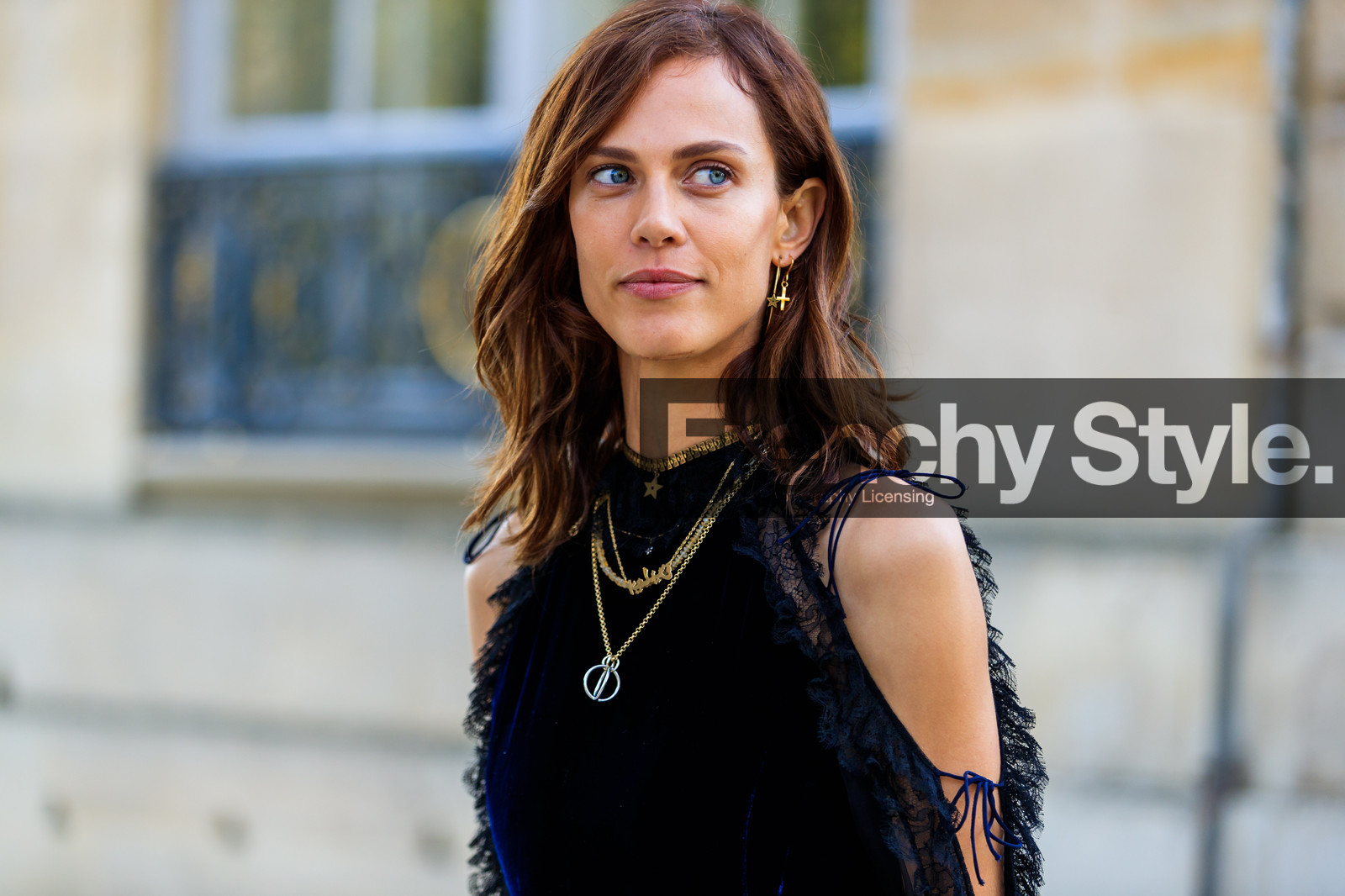 atmosphere details, black dress, blue dress, cold shoulder, detail, fashion week, frenchystyle, FW, horizontal, jonathan paciullo, lace, necklace, PARIS, PFW, ruffles, SPRING SUMMER 2018, SS 18, street style, velvet, model, portrait, aymeline valade