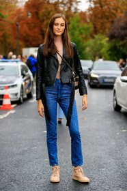 model, black leather perfecto, nude pullover, turtleneck pullover, chanel bag, blue jeans, strassed jeans, tight jeans, multi strap bag, chain strap bag, nude leather bag, nude leather shoes, black leather bag, laced boots, flat boots, high sneakers, PARIS, PFW, SPRING SUMMER 2020, SS 20, fashion week, frenchystyle, FW, jonathan paciullo, street style, vertical, full length
