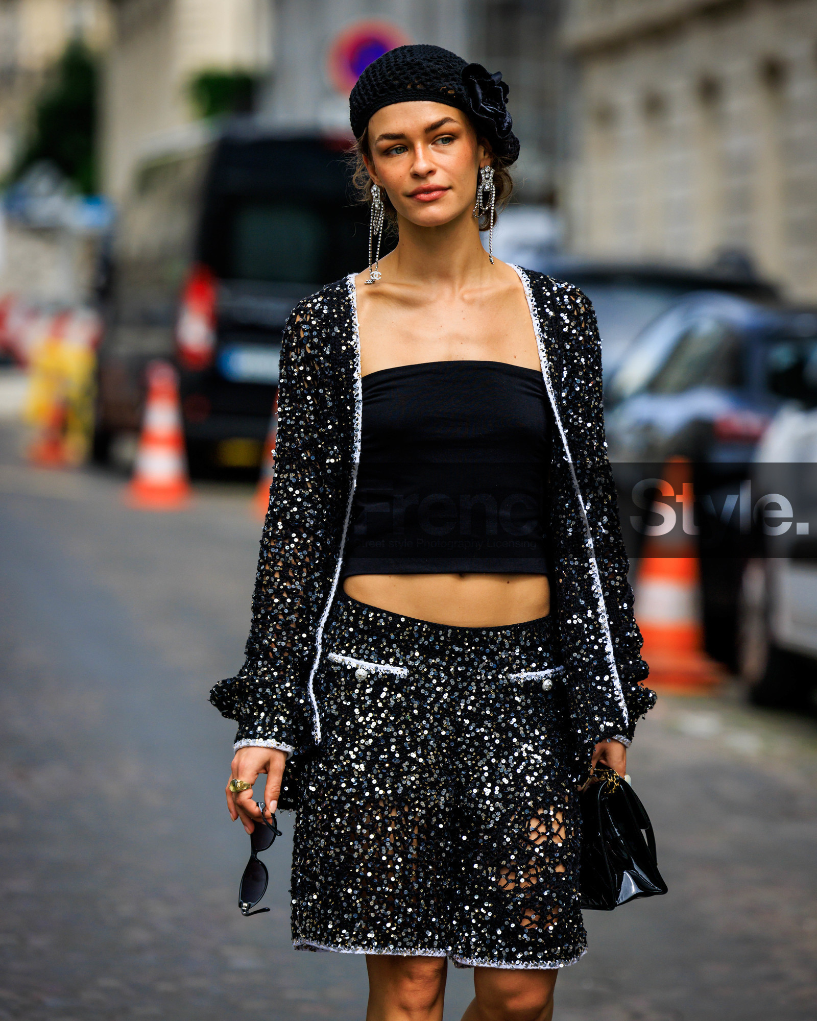 fashion week, frenchystyle, FW, jonathan paciullo, street style, PFW, PARIS, FW 23-24, FALL WINTER 2023-2024, AUTUMN WINTER 2023-2024, HAUTE COUTURE, vertical, atmosphere details, detail