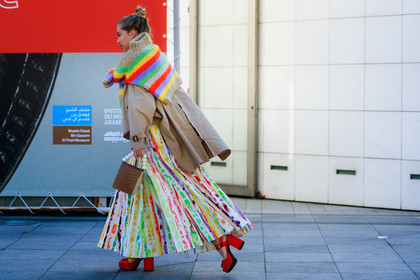beige jacket, brown bag, chloe king, graphic dress, graphic skirt, high heels, leather bag, leather shoes, multicolor dress, multicolor skirt, multicolor sweater, printed dress, printed skirt, printed sweater, red shoes, striped sweater, tied up sweater, white skirt, PARIS, PFW, street style, jonathan paciullo, FW, frenchystyle, fashion week, AUTUMN WINTER 2019-2020, AW 19-20, FALL WINTER 2019-2020, FW 19-20, horizontal, atmosphere details, full length
