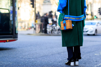 black pants, black shoes, graphic jacket, green coat, green fur, high heels, leather bag, leather shoes, printed jacket, straw bag, trousers, turquoise, fashion week, frenchystyle, FW, jonathan paciullo, street style, LFW, LONDON, AUTUMN WINTER 2018-2019, AW 18-19, FALL WINTER 2018-2019, FW 18-19, horizontal, atmosphere details, detail