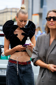 thora valdimars, velvet top, black top, ruffle top, low necked top, cropped top, sleeveless top, black jeans, oversize jeans, carhartt jeans, low waist jeans, red leather belt, animal skin belt, white leather clutch, margiela bag, body jewellery, fashion week, frenchystyle, FW, jonathan paciullo, street style, MFW, MILAN, SPRING SUMMER 2020, SS 20