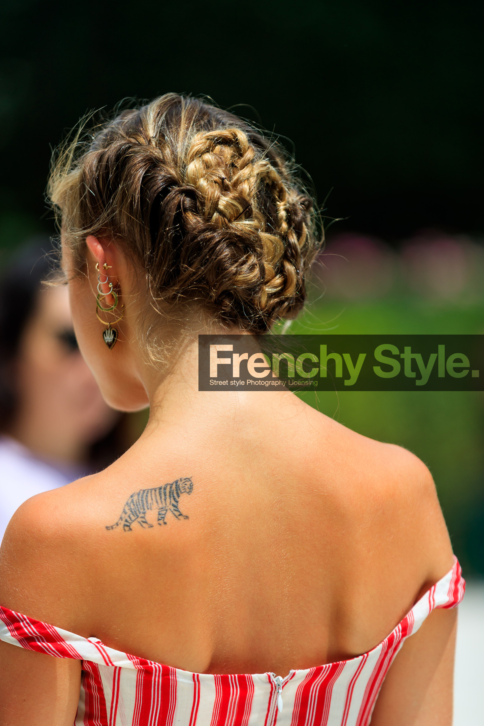 braids, earrings, graphic dress, off the shoulder, printed dress, red dress, striped dress, tattoos, fashion week, frenchystyle, FW, jonathan paciullo, street style, PFW, PARIS, vertical, detail, atmosphere details, AUTUMN WINTER 2018-2019, FALL WINTER 2018-2019, FW 18-19