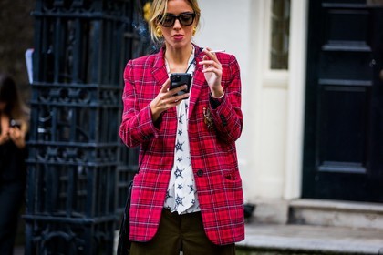 sunglasses, blazer, plaid blazer, print, shirt, white, fashion week, frenchystyle, FW, jonathan paciullo, street style, SPRING SUMMER 2022, SS 22, LFW, LONDON, horizontal, atmosphere details, detail