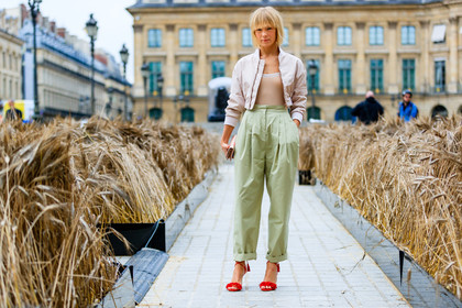atmosphere details, AUTUMN WINTER 2016-2017, AW 16-17, beige top, bomber jacket, FALL WINTER 2016-2017, fashion week, frenchystyle, full length, FW, FW 16-17, green pants, HAUTE COUTURE, high heels, high waist, horizontal, jonathan paciullo, MENSWEAR, PARIS, PFW, pink jacket, pink top, red sandals, red shoes, street style, suede shoes, trousers, vika gazinskaya