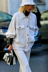 black and white bag, black sweater, bucket hat, graphic bag, leather bag, necklace, printed bag, trousers, vanessa hong, white hat, white jacket, white pants, fashion week, frenchystyle, FW, jonathan paciullo, street style, PFW, PARIS, AUTUMN WINTER 2019-2020, AW 19-20, FALL WINTER 2019-2020, FW 19-20, vertical, atmosphere details, detail