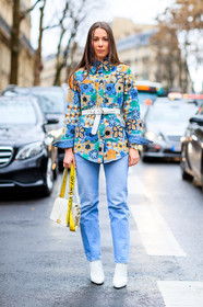 alice & j.s, AUTUMN WINTER 2017-2018, AW 17-18, blue denim, blue jacket, denim pants, embroidered jacket, FALL WINTER 2017-2018, fashion week, floral, flower, frenchystyle, full length, FW, FW 17-18, jeans, jonathan paciullo, leather bag, leather shoes, off white, PARIS, PFW, printed jacket, street style, trousers, vertical, white bag, white belt, white shoes
