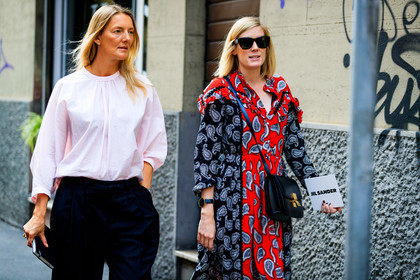 black bag, black pants, graphic dress, leather bag, pink shirt, printed dress, red dress, sunglasses, trousers, watch, fashion week, frenchystyle, FW, jonathan paciullo, street style, MFW, MILAN, SPRING SUMMER 2019, SS 19, atmosphere details, horizontal, detail