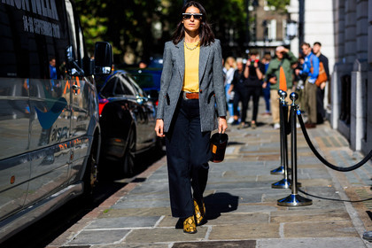 animal print, blazer, blue denim, deborah reyner sebag, denim pants, graphic bag, graphic jacket, grey jacket, high heels, jeans, leather bag, leather shoes, multicolor bag, patchwork, printed bag, printed jacket, red belt, snake print, sunglasses, trousers, yellow boots, yellow sweater, fashion week, frenchystyle, FW, jonathan paciullo, street style, LFW, LONDON, SPRING SUMMER 2019, SS 19, atmosphere details, horizontal, full length