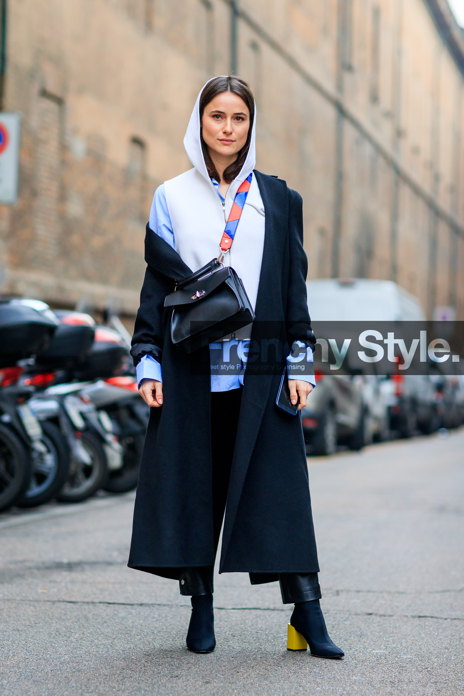 AUTUMN WINTER 2017-2018, AW 17-18, black bag, black coat, black pants, black shoes, blue shirt, FALL WINTER 2017-2018, fashion week, frenchystyle, full length, FW, FW 17-18, high heels, hood, jonathan paciullo, leather bag, leather pants, leather shoes, lena lademann, MFW, MILAN, overcoat, street style, vertical, white sweater