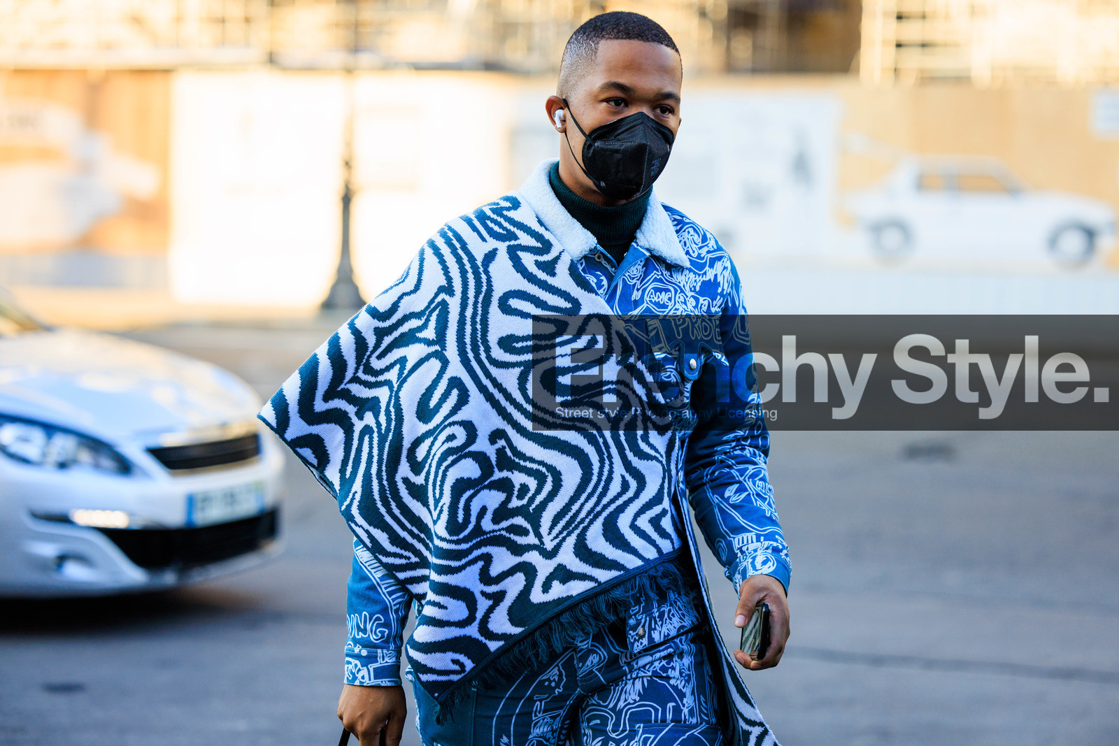 printed jacket, blue jacket, denim jacket, printed pants, blue jeans, embroidered jacket, knitted scarf, printed scarf, knitweat, black mask, airpods, fashion week, frenchystyle, FW, jonathan paciullo, street style, PARIS, PFW, SPRING SUMMER 2022, SS 22, atmosphere details, detail, horizontal