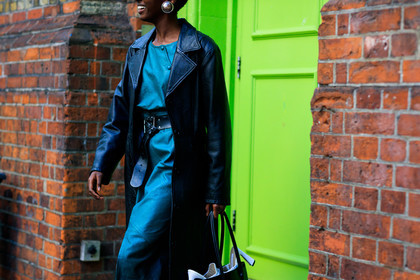 black bag, black belt, black coat, earrings, green dress, leather bag, leather belt, leather coat, leather dress, model, fashion week, frenchystyle, FW, jonathan paciullo, street style, LFW, LONDON, SPRING SUMMER 2019, SS 19, atmosphere details, horizontal, detail