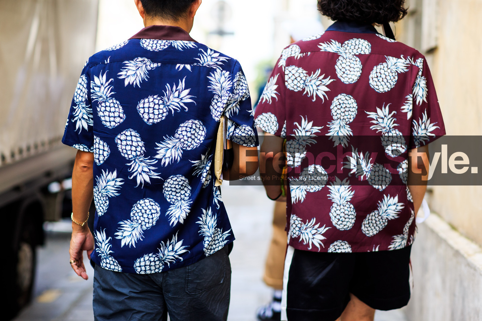 atmosphere details, back detail, blue shirt, bordeaux, burgundy, detail, fashion week, frenchystyle, FW, horizontal, jonathan paciullo, MENSWEAR, PARIS, PFW, printed shirt, red shirt, SPRING SUMMER 2017, SS 17, street style