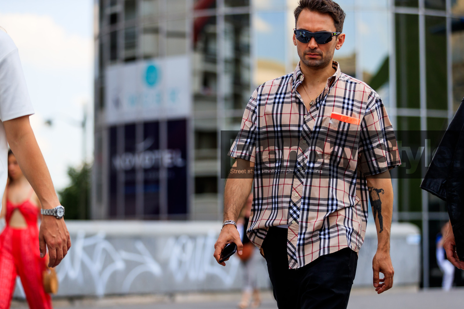 fashion week, frenchystyle, FW, jonathan paciullo, street style, PFW, PARIS, SPRING SUMMER 2019, SS 19, horizontal, atmosphere details, detail