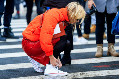 atmosphere details, AUTUMN WINTER 2017-2018, AW 17-18, camille charriere, converse, céline, detail, down jacket, FALL WINTER 2017-2018, fashion week, frenchystyle, FW, FW 17-18, graphic bag, horizontal, jonathan paciullo, leather bag, leather skirt, NEW YORK, NYFW, printed bag, red bag, red jacket, red skirt, street style, sunglasses, tights, white sneakers