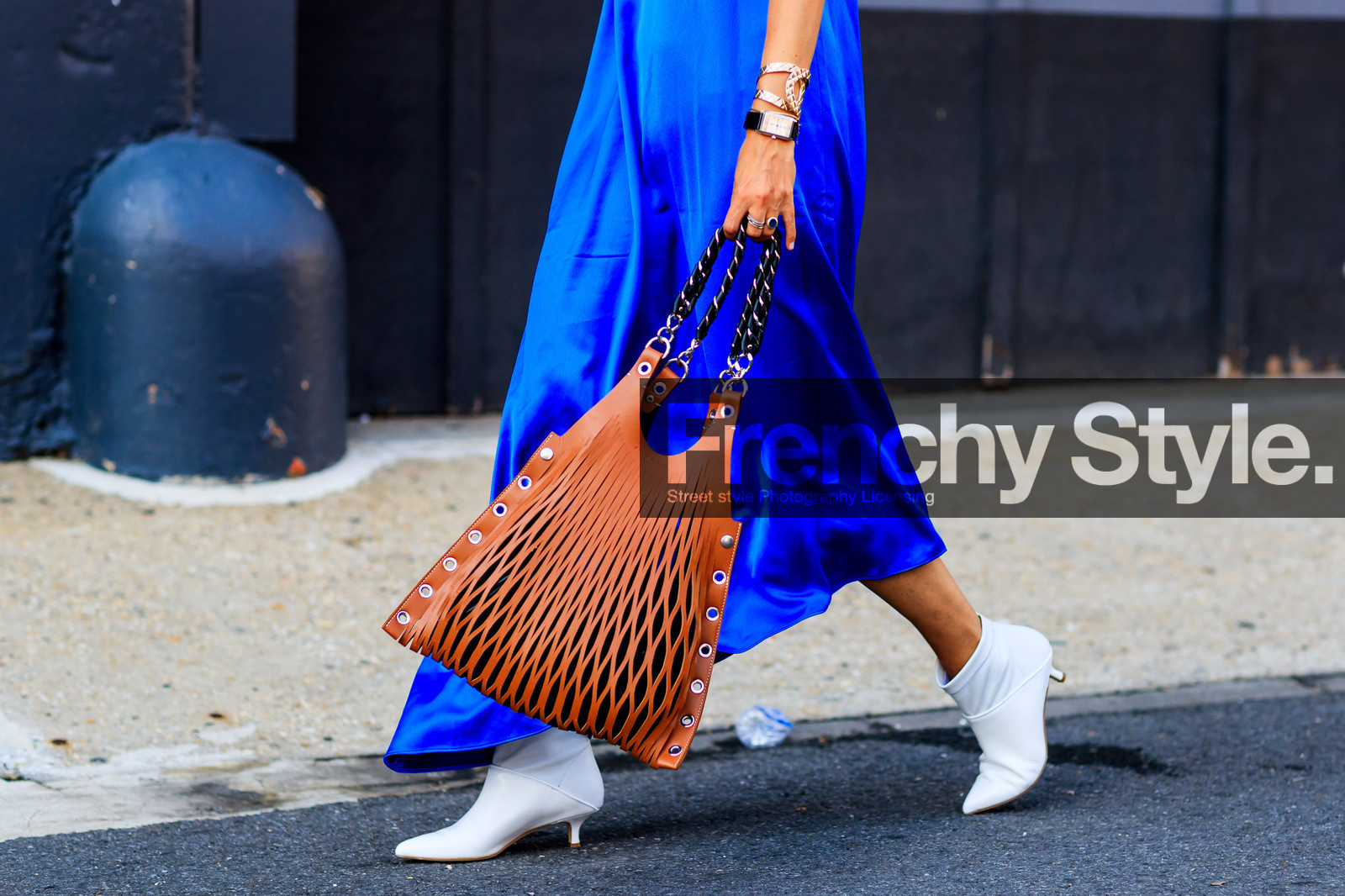atmosphere details, balenciaga, blue dress, bracelet, Charlotte Groeneveld, detail, fashion week, frenchystyle, FW, high heels, horizontal, iphone, jonathan paciullo, leather bag, leather shoes, long dress, NEW YORK, NYFW, rings, SPRING SUMMER 2018, SS 18, street style, white boots