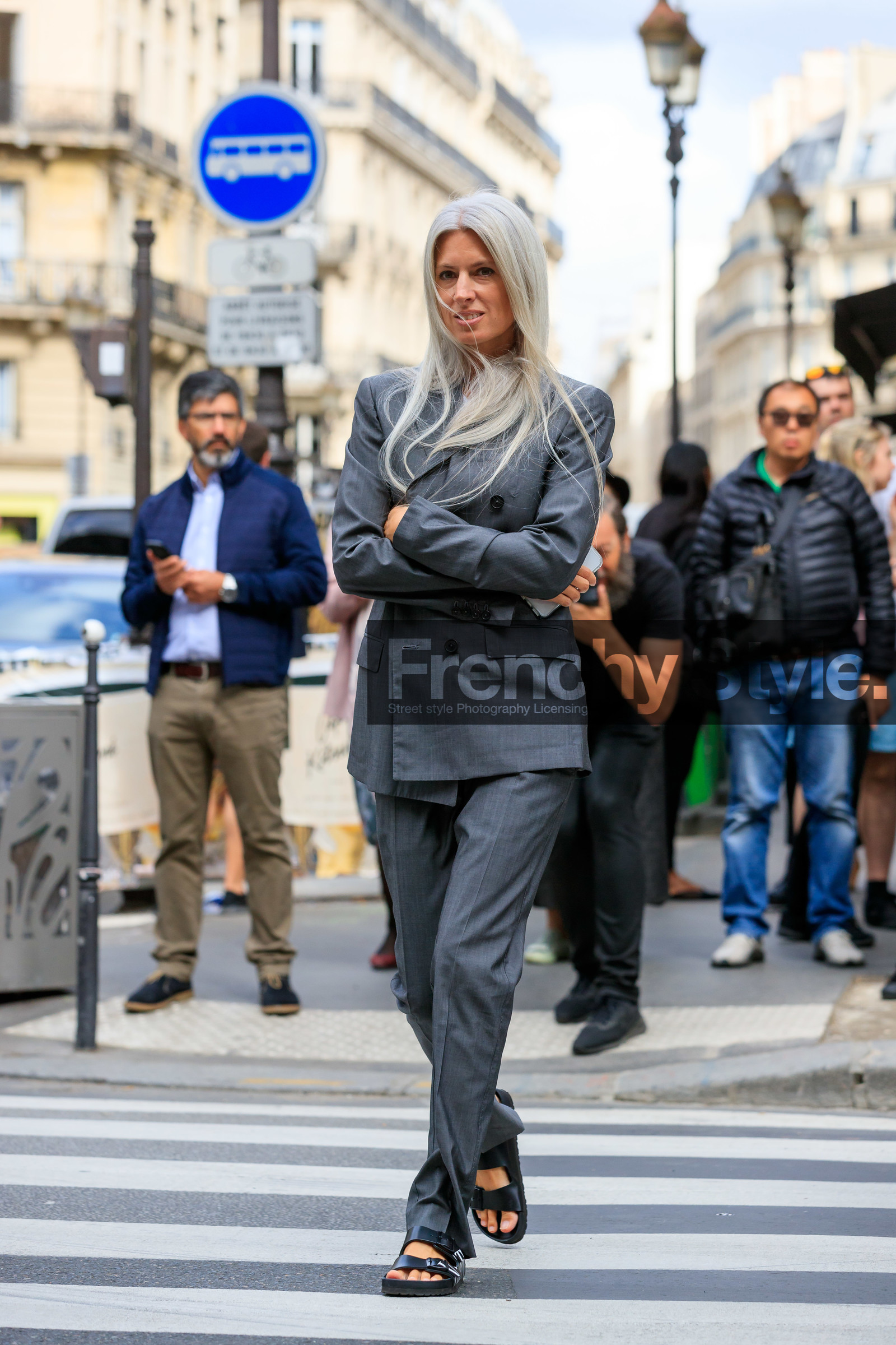 sarah harris, grey jacket, grey pants, grey suits, black leather sandals, birkenstock shoes, PARIS, PFW, SPRING SUMMER 2020, SS 20, fashion week, frenchystyle, FW, jonathan paciullo, street style, vertical, full length