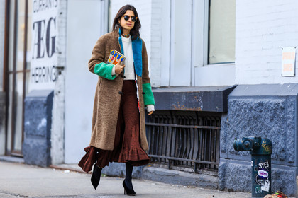 atmosphere details, AUTUMN WINTER 2016-2017, AW 16-17, black heels, brown coat, brown skirt, fashion week, frenchystyle, full length, fun bag, fur coat, FW, FW 16-17, high heels, horizontal, jonathan paciullo, leandra medine, long skirt, NEW YORK, NYFW, olympia le tan, street style, sunglasses, white knit, woman