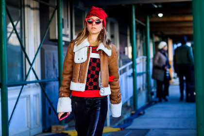 balenciaga, black pants, brown jacket, fur collar, leather jacket, leather pants, off white, printed sweater, red beanie, red sweater, shearling, sunglasses, trousers, fashion week, frenchystyle, FW, jonathan paciullo, street style, NYFW, NEW YORK, AUTUMN WINTER 2018-2019, AW 18-19, FALL WINTER 2018-2019, FW 18-19, atmosphere details, horizontal, detail, jessica minkoff