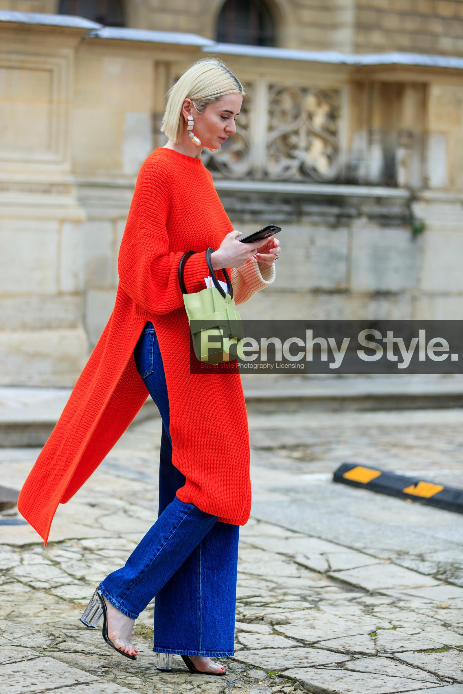 red pullover, red dress, knitwear, knit dress, long pullover, split pullover, blue jeans, flare jeans, sheer sandals, sheer heels, plastic sandals, plastic heels, yellow leather bag, scale strap bag, hand bag, dangling earrings, pearl earrings, fashion week, frenchystyle, FW, jonathan paciullo, street style, PFW, PARIS, SPRING SUMMER 2020, SS 20, horizontal, full length