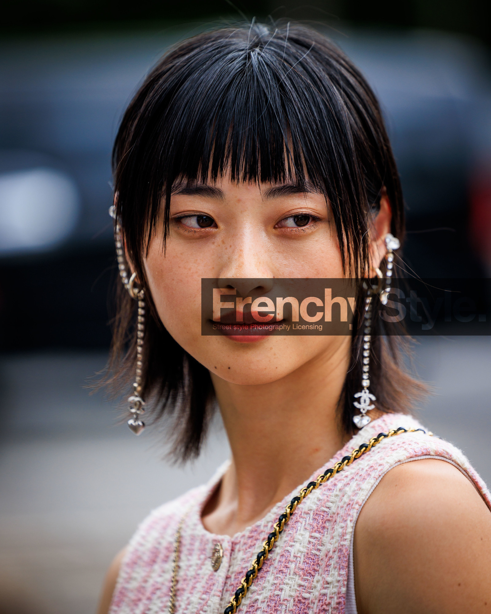 fashion week, frenchystyle, FW, jonathan paciullo, street style, PFW, PARIS, FW 23-24, FALL WINTER 2023-2024, AUTUMN WINTER 2023-2024, HAUTE COUTURE, vertical, atmosphere details, detail