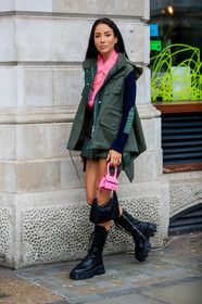 tamara kalinic, prada bag, prada boots, jacquemus bag, pink leather bag, black bag, hand bag, mini bag, flat boots, laced boots, big sole boots, silvered chain strap bag, kaki jacket, pink shirt, sheer skirt, miu miu shirt, kaki shorts, checked shorts, mini shorts, navy blue jacket, woolen jacket, fashion week, frenchystyle, FW, jonathan paciullo, street style, LFW, LONDON, AUTUMN WINTER 2020-2021, FALL WINTER 2020-2021, FW 20-21, vertical, full length