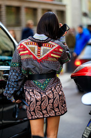 etro jacket, etro look, embroidered jacket, multicolor jacket, belted jacket, black leather belt, back details, fashion week, frenchystyle, FW, jonathan paciullo, street style, MFW, MILAN, AUTUMN WINTER 2020-2021, FALL WINTER 2020-2021, FW 20-21, vertical, atmosphere details, detail