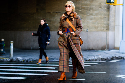 atmosphere details, AUTUMN WINTER 2017-2018, AW 17-18, brown bag, brown belt, brown boots, brown coat, checked coat, corset, FALL WINTER 2017-2018, fashion week, frenchystyle, full length, fur collar, FW, FW 17-18, hermès, high heels, horizontal, jonathan paciullo, lace up shoes, leather bag, leather belt, NEW YORK, NYFW, plaid, street style, suede shoes, sunglasses, tartan, trousers