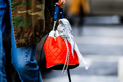 atmosphere details, AUTUMN WINTER 2017-2018, AW 17-18, bandana, blue denim, camo jacket, camouflage, chanel handbag, denim pants, detail, FALL WINTER 2017-2018, fashion week, frenchystyle, FW, FW 17-18, green jacket, horizontal, irene kim, jeans, jonathan paciullo, leather bag, NEW YORK, NYFW, parka, printed jacket, red bag, street style, trousers