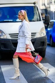 beige boots, earrings, eyeshadow, graphic bag, graphic dress, headband, high boots, high heels, leather bag, leather shoes, leonie hanne, louis vuitton, pink bag, pink dress, printed bag, printed dress, red bag, white jacket, fashion week, frenchystyle, FW, jonathan paciullo, street style, PFW, PARIS, AUTUMN WINTER 2019-2020, AW 19-20, FALL WINTER 2019-2020, FW 19-20, vertical, full length