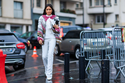atmosphere details, AUTUMN WINTER 2016-2017, AW 16-17, FALL WINTER 2016-2017, fashion week, frenchystyle, full length, fur jacket, FW, FW 16-17, grey fur, horizontal, jonathan paciullo, PARIS, PFW, pink fur, street style, trousers, white pants, white top