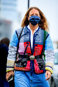 jennifer neyt, bandana printed jacket, multicolor jacket, red jacket, pink jacket, green jacket, blue jacket, belted jacket, close up detail, fringe bag, shoulder bag, black leather bag, down jacket, covid face mask, fashion week, frenchystyle, FW, jonathan paciullo, street style, PFW, PARIS, SPRING SUMMER 2021, SS 21, vertical, atmosphere details, detail
