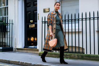 beige coat, black shoes, checked, graphic jacket, green skirt, green sweater, high boots, high heels, leather bag, leather shoes, pink bag, plaid, pleated skirt, pleats, printed jacket, tartan, trench coat, fashion week, frenchystyle, FW, jonathan paciullo, street style, LFW, LONDON, AUTUMN WINTER 2018-2019, AW 18-19, FALL WINTER 2018-2019, FW 18-19, horizontal, atmosphere details, full length, julia haghjoo