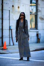 embroideres trench, long trench coat, black boots, leather boots, black sunglasses, Amy sall, street style, jonathan paciullo, FW, frenchystyle, fashion week, NYFW, NEW YORK, AUTUMN WINTER 2022-2023, FALL WINTER 2022_2023, FW 22-23, vertical, full length, model