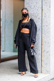 black total look, black top, black bra, black shirt, black pants, pleated shirt, pleated pants, cropped top, silvered bag, bucket bag, hand bag, sparkling bag, mini bag, high heels sandals, black sandals, covid face mask, street style, jonathan paciullo, FW, frenchystyle, fashion week, MFW, MILAN, SPRING SUMMER 2021, SS 21, vertical, full length