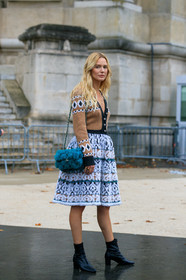 megan adelaide, blue bag, fur bag, shoulder bag, chain strap bag, quilted bag, knitwear, knit dress, beige dress, white dress, jacquard dress, chanel bag, chanel dress, black leather boots, low boots, zipped boots, button dress, PARIS, PFW, SPRING SUMMER 2020, SS 20, fashion week, frenchystyle, FW, jonathan paciullo, street style, vertical, full length