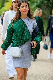 green coat, green bombers, monogrammed jacket, monogrammed coat, monogrammed bombers, light grey dress, sportswear, sportswear dress, crossbody bag, silvered chain strap bag, white leather bag, lacoste bag, lacoste dress, lacoste coat, lacoste jacket, lacoste total look, PARIS, PFW, SPRING SUMMER 2020, SS 20, fashion week, frenchystyle, FW, jonathan paciullo, street style, vertical, atmosphere details, detail