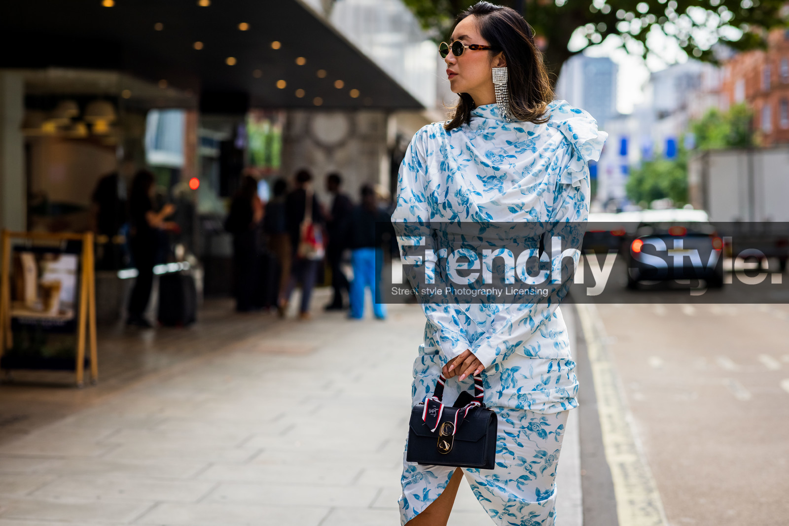 sunglasses, earrings, flower dress, flowered dress, midi dress, handbag, black, fashion week, frenchystyle, FW, jonathan paciullo, street style, SPRING SUMMER 2022, SS 22, LFW, LONDON, horizontal, atmosphere details, detail
