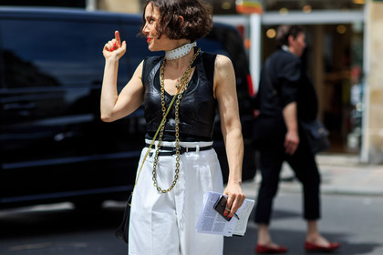 atmosphere details, black belt, black top, choker, detail, fashion week, frenchystyle, FW, golden jewelry, horizontal, jonathan paciullo, leather belt, leather top, MENSWEAR, necklace, PARIS, PFW, SPRING SUMMER 2017, SS 17, street style, studs, trousers, white pants