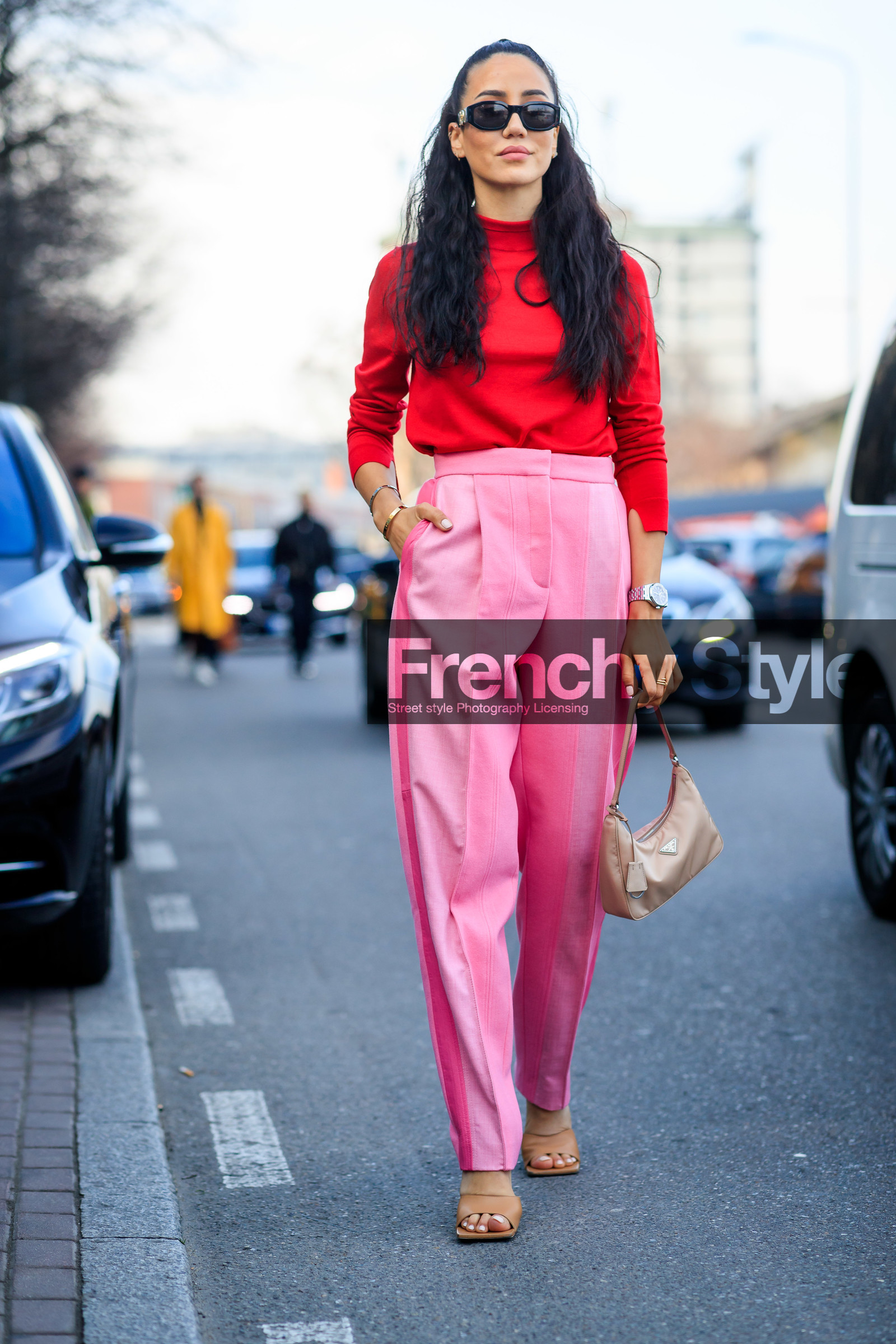 tamara kalinic, red pullover, pink pants, beige bag, beige leather sandals, turtleneck pullover, high waist pants, tailored pants, fashion week, frenchystyle, FW, jonathan paciullo, street style, MFW, MILAN, AUTUMN WINTER 2020-2021, FALL WINTER 2020-2021, FW 20-21, vertical, full length