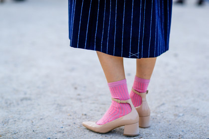 atmosphere details, blue skirt, detail, fashion week, frenchystyle, FW, horizontal, jonathan paciullo, leather shoes, nude shoes, PARIS, PFW, pink socks, SPRING SUMMER 2017, SS 17, street style, striped skirt