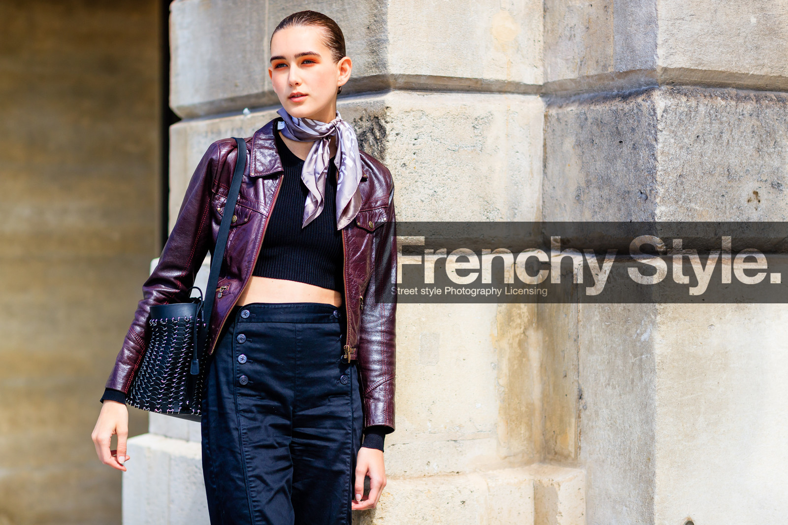 alexia bellini, atmosphere details, AUTUMN WINTER 2016-2017, AW 16-17, beige scarf, black bag, black pants, bordeaux, burgundy, detail, embroidered bag, eyeshadow, FALL WINTER 2016-2017, fashion week, frenchystyle, FW, FW 16-17, HAUTE COUTURE, high heels, horizontal, jonathan paciullo, leather bag, leather jacket, MENSWEAR, model, PARIS, PFW, printed scarf, pulled back hair, red jacket, skincare, street style, trousers, wet hair
