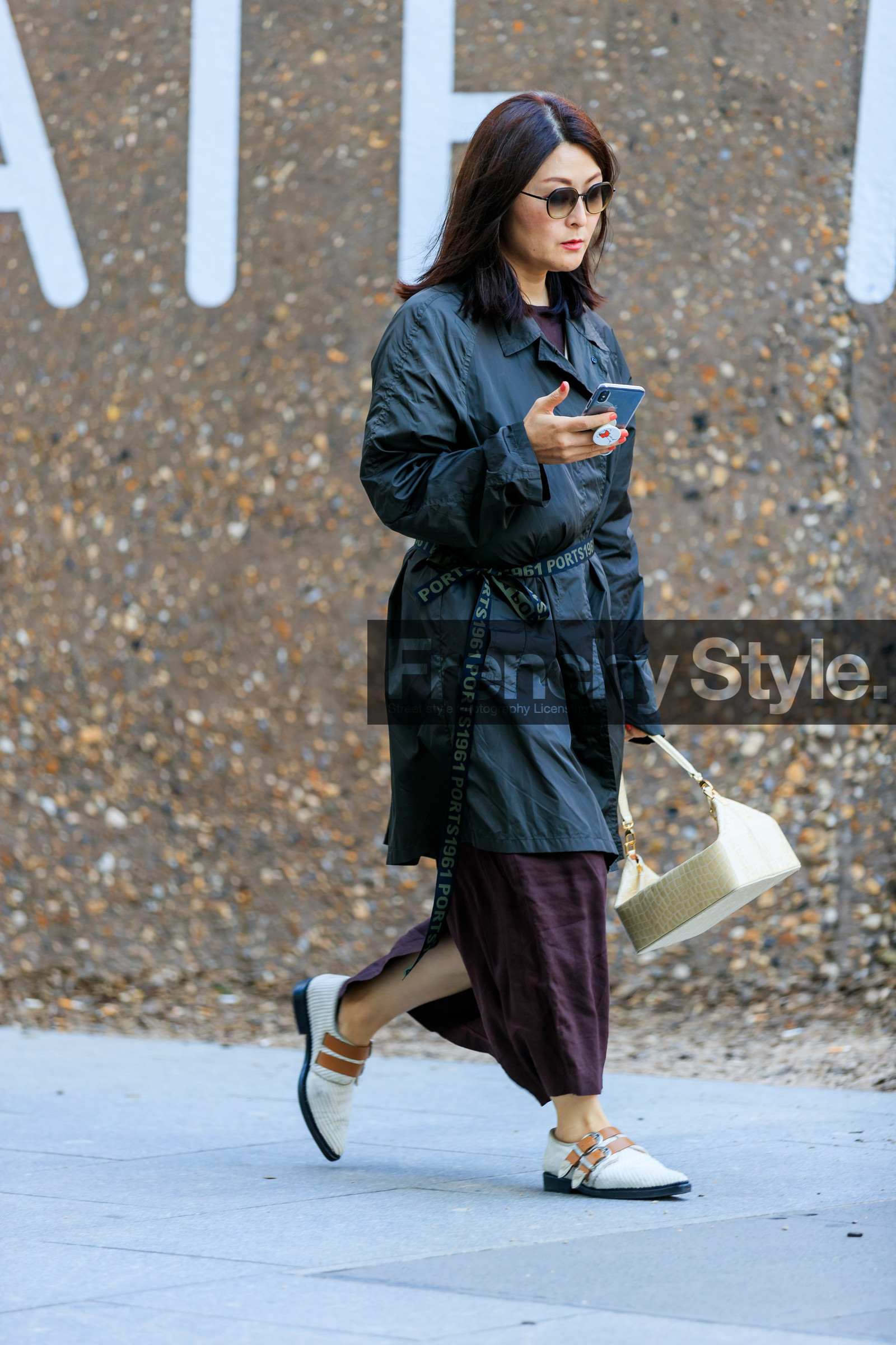 sunglasses, smoked sunglasses, black parka, port 1961 parka, corduroy shoes, white flat shoes, animal skin bag, beige leather bag, square shape bag, iphone, long dress, burgundy dress, fashion week, frenchystyle, FW, jonathan paciullo, street style, vertical, full length