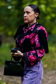 bag, black bag, black jacket, color, denim, flower print, jacket, leather bag, pink jacket, print, printed jacket, purple denim, purple jean, purple pants, quilted jacket, street style, jonathan paciullo, FW, frenchystyle, fashion week, PFW, PARIS, SPRING SUMMER 2022, SS 22, vertical, atmosphere details