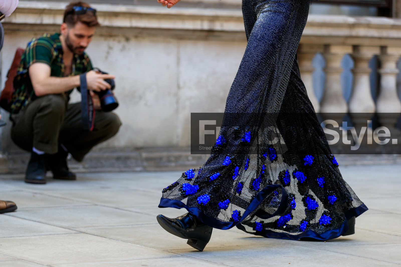 embroidered skirt, sequins skirt, long skirt, lurex skirt, fashion week, frenchystyle, FW, jonathan paciullo, street style, atmosphere details, horizontal, detail