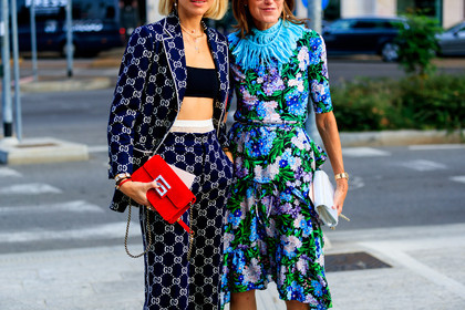 black bra, blue jacket, blue pants, graphic jacket, graphic pants, gucci, leather bag, printed jacket, printed pants, red bag, sunglasses, trousers, viktoria rader, fashion week, frenchystyle, FW, jonathan paciullo, street style, MFW, MILAN, SPRING SUMMER 2019, SS 19, atmosphere details, horizontal, detail