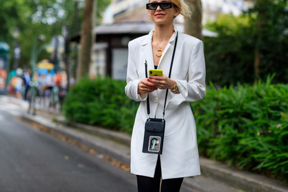 black bag, blazer, graphic bag, leather bag, necklace, prada, printed bag, sunglasses, tights, white jacket, fashion week, frenchystyle, FW, jonathan paciullo, street style, PFW, PARIS, horizontal, atmosphere details, detail, AUTUMN WINTER 2018-2019, FALL WINTER 2018-2019, FW 18-19