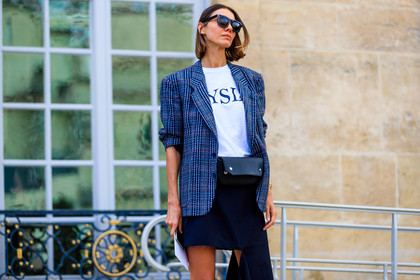 atmosphere details, black bag, black skirt, blazer, checked jacket, detail, fanny pack, fashion week, frenchystyle, FW, graphic jacket, horizontal, houndstooth pattern, jonathan paciullo, julie pelipas, leather bag, PARIS, PFW, plaid, printed jacket, SPRING SUMMER 2018, SS 18, street style, sunglasses, white t shirt